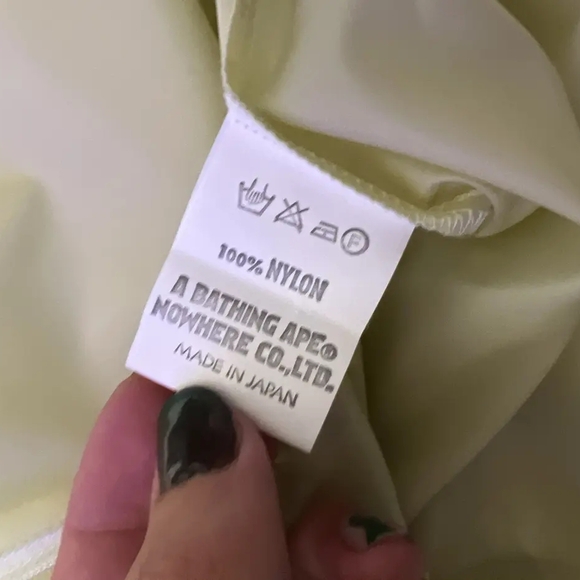 Bape Cream Windbreaker with Black Accents - Picture 6 of 8